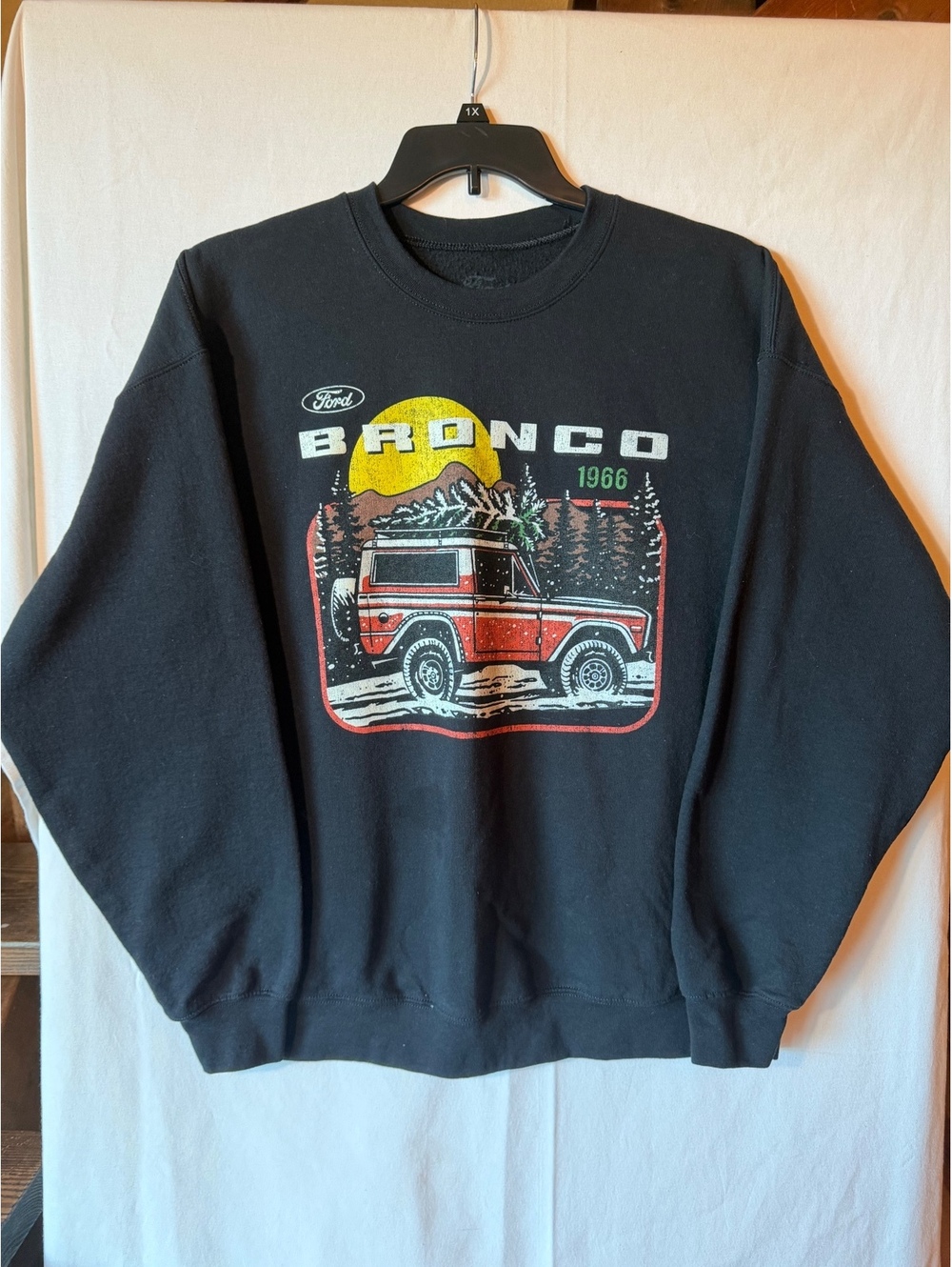 Ford Bronco 1966 Graphic Black Crewneck Sweatshirt Size XL